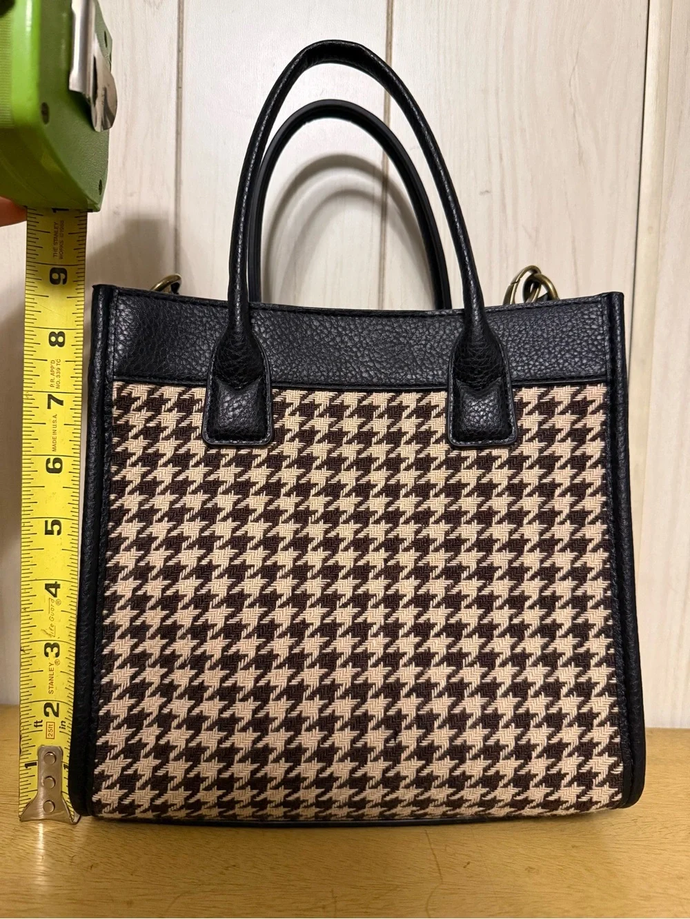Time and Tru Women's Houndstooth Mini Tote Bag - Picture 5 of 5